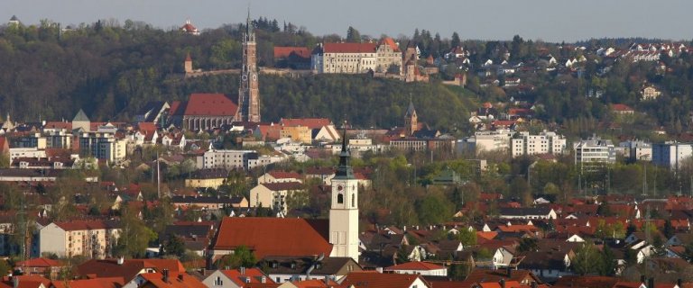 Blick auf Landshut mit Frauenkirche Blick auf Landshut mit Frauenkirche